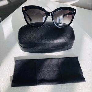 Salvatore ferragamo cat eye black sunglasses